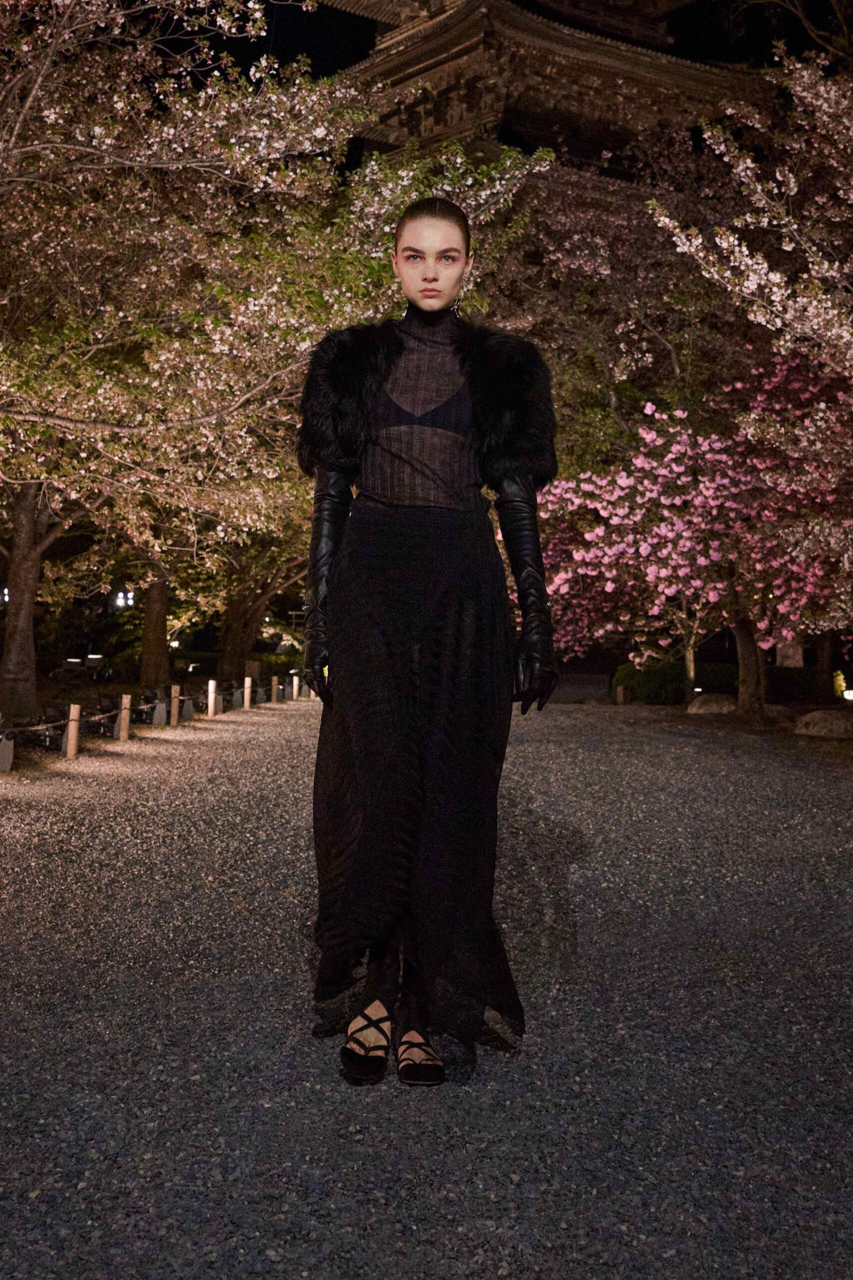 25　Dior ソバージュ The Dior Fall 2025 collection pays tribute to Japanese