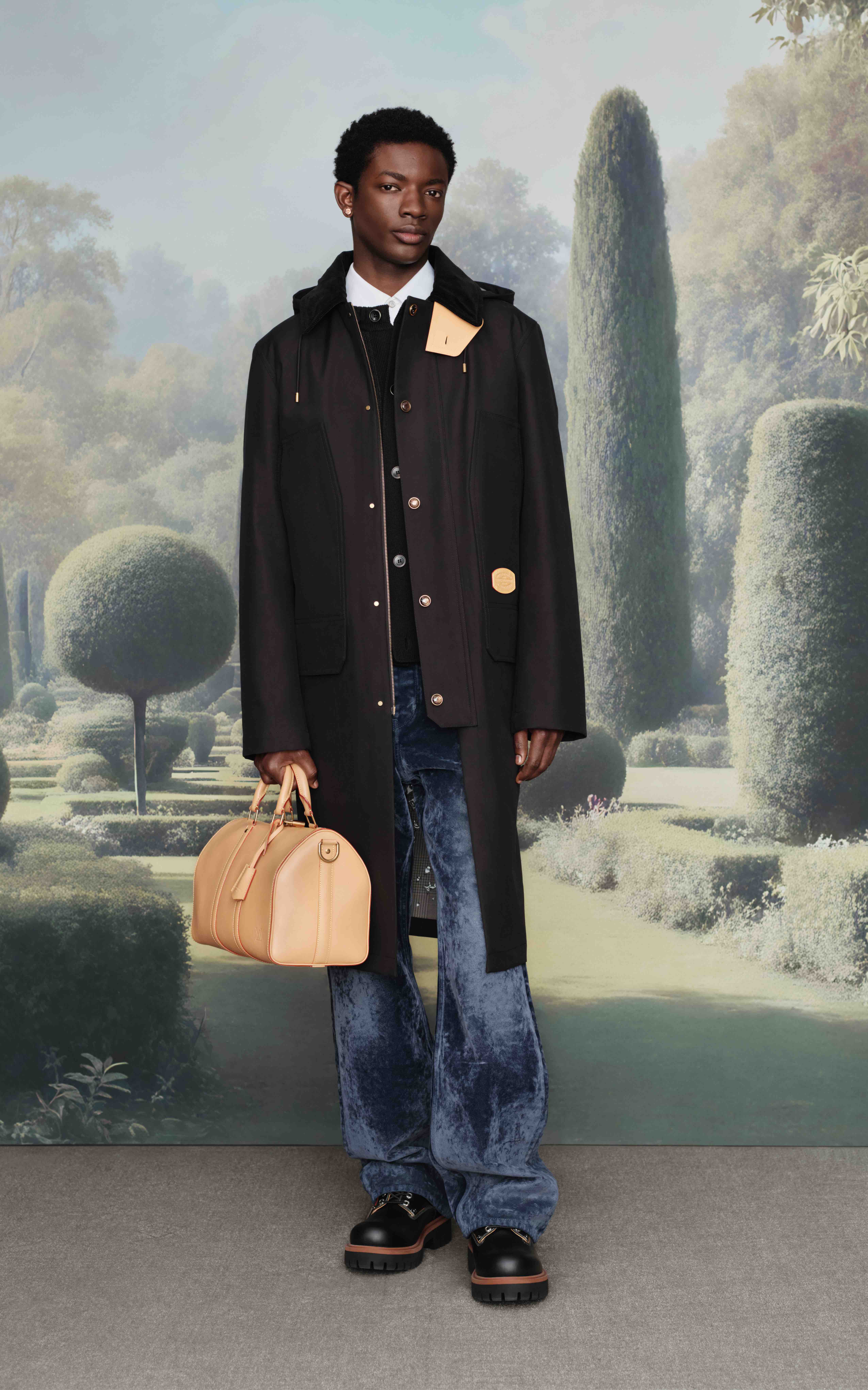 LOUIS VUITTONセットアップ Louis Vuitton's SS26 Pre-Collection celebrates British pastoral